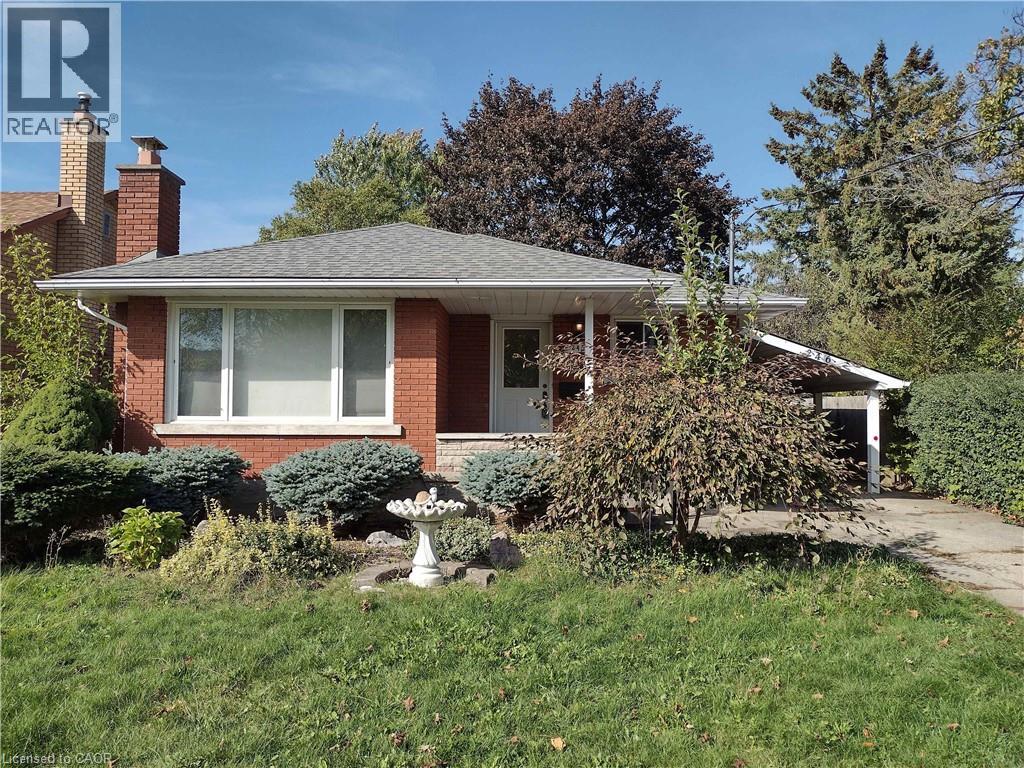 246 EIGHTH Avenue, Kitchener
