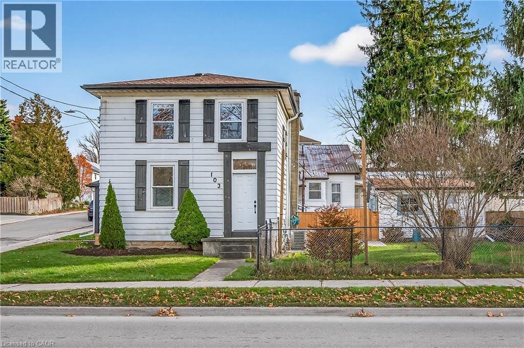 103 CHARLES Street W, Ingersoll