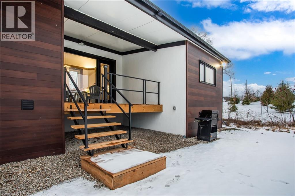 34 INDIANA Road W, Hagersville