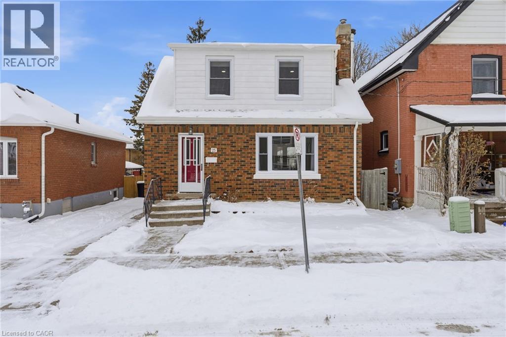 25 ABERDEEN Avenue, Brantford