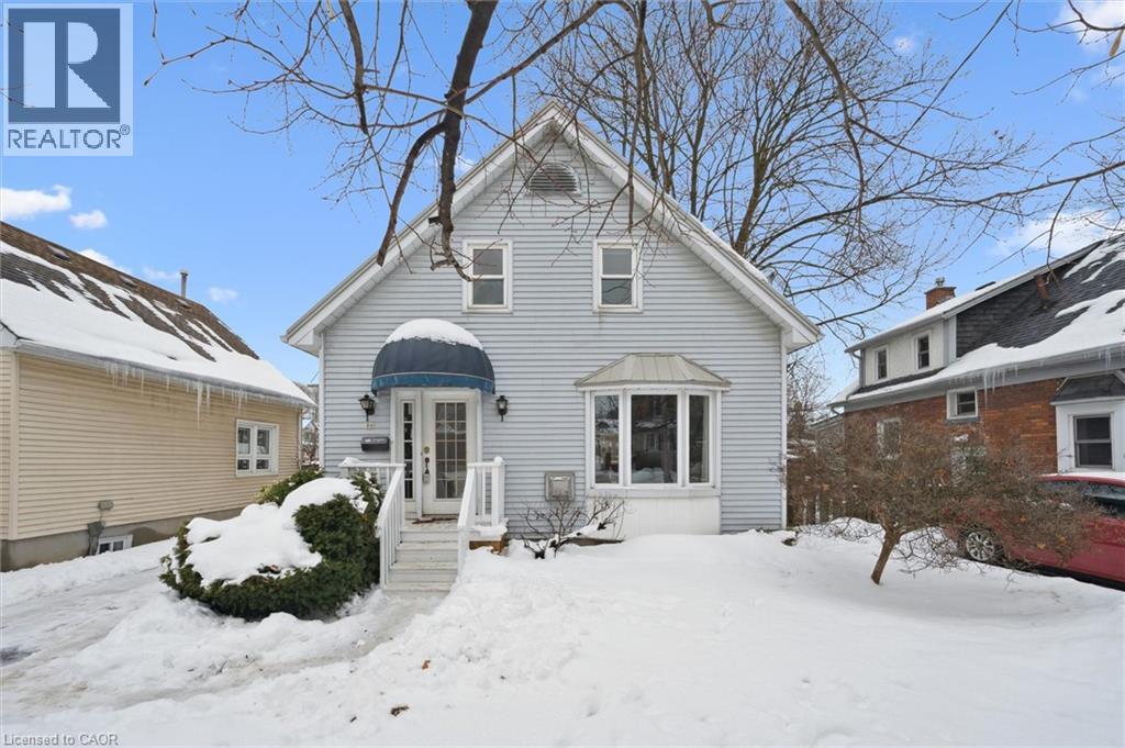 56 JOHN Street W, Waterloo