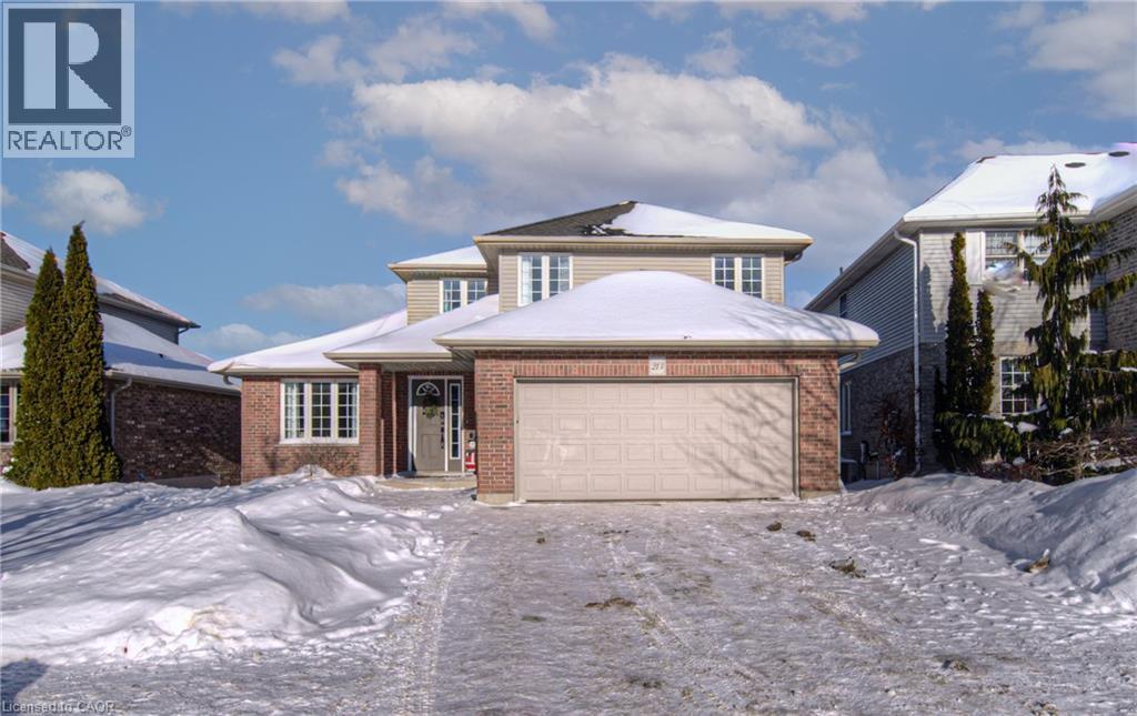 213 FALCON Drive, Woodstock