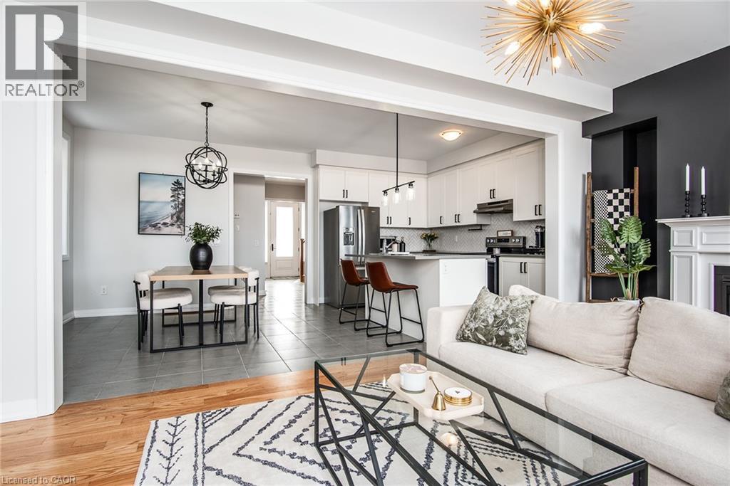 872 SOBESKI Avenue, Woodstock