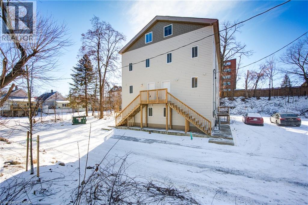 5 FRONT Street, London