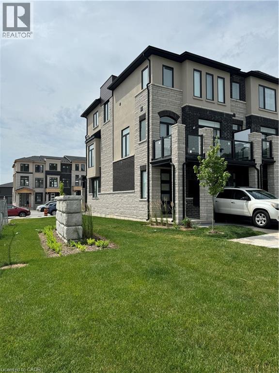 290 EQUESTRIAN Way UnitNo. 1, Cambridge