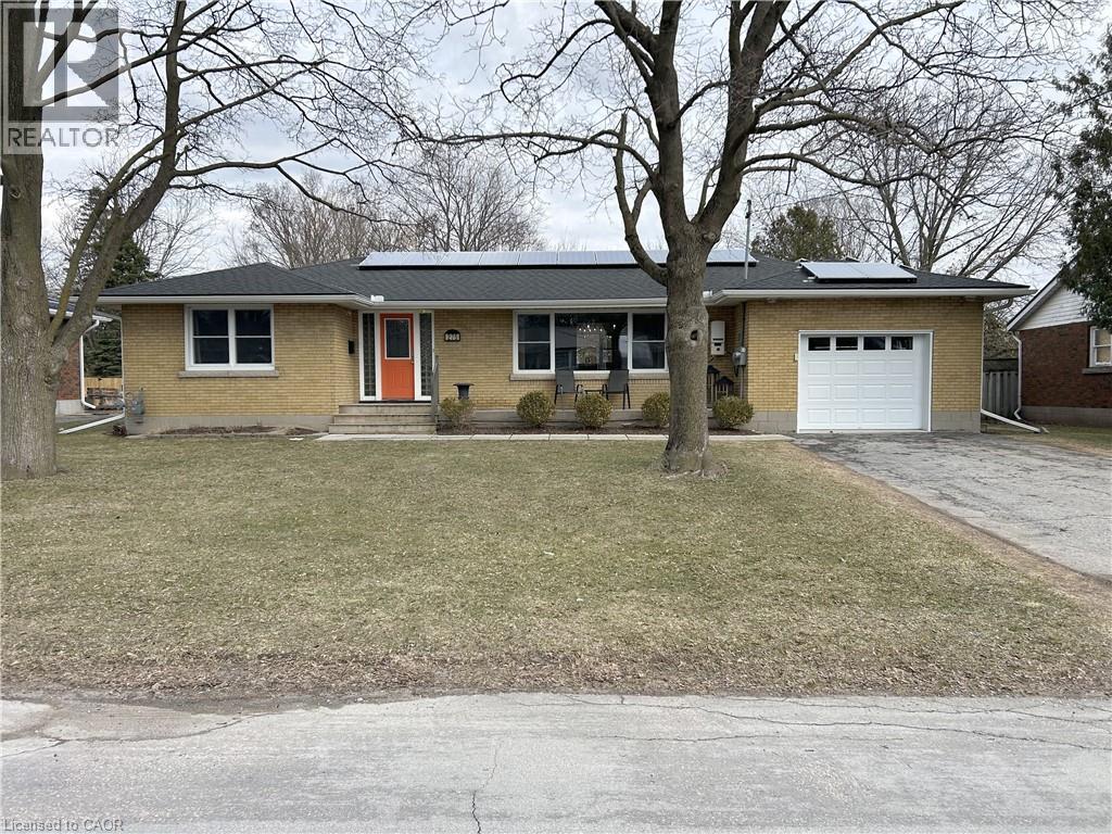 275 LEAMON Street, Waterford