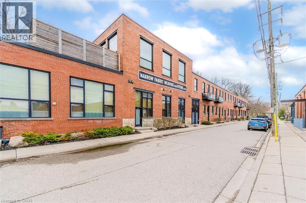 85 SPRUCE Street UnitNo. 106, Cambridge