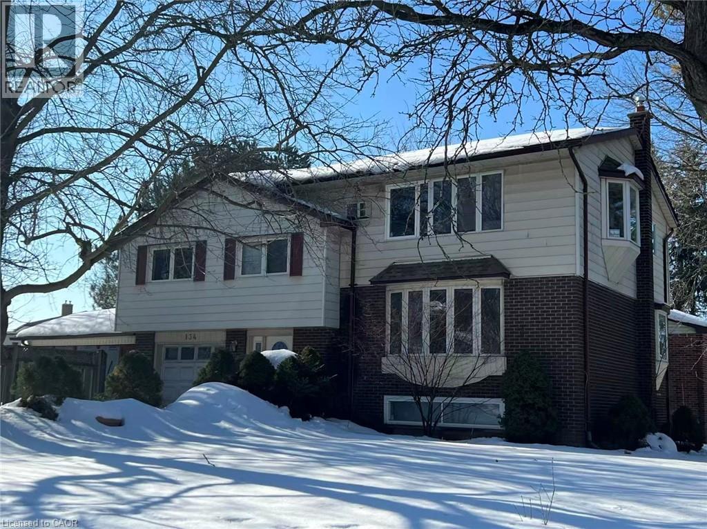 134 GREENBRIER Drive, Waterloo