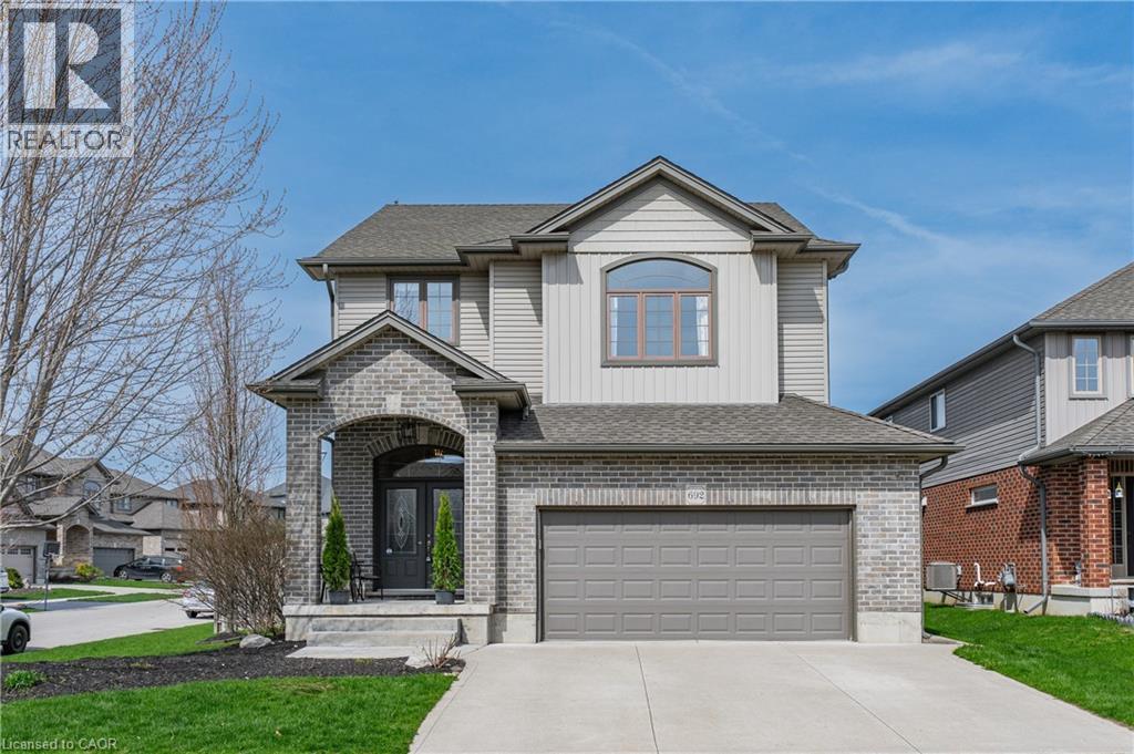 692 HALIFAX Road, Woodstock