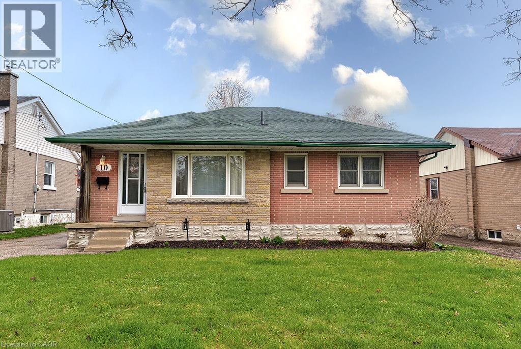 10 ELMWOOD Avenue, Kitchener