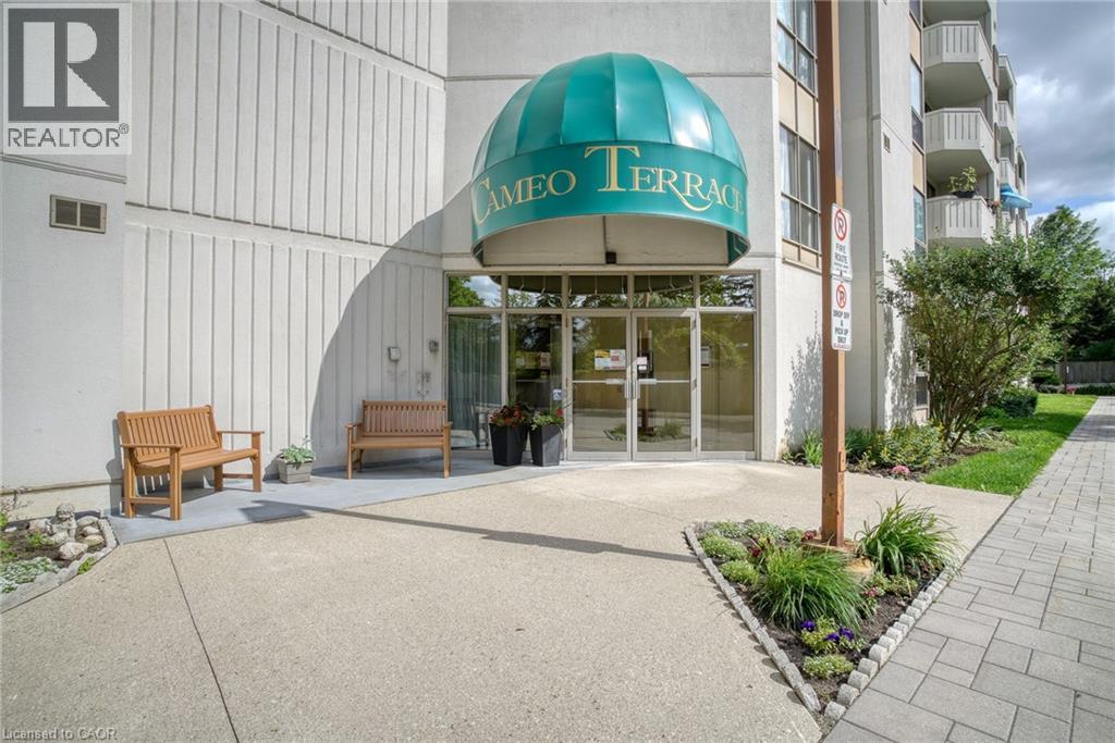 3267 KING Street E UnitNo. 505, Kitchener