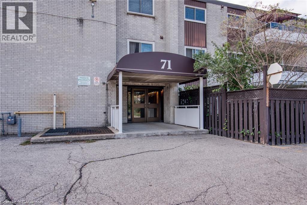 71 VANIER Drive UnitNo. 211, Kitchener