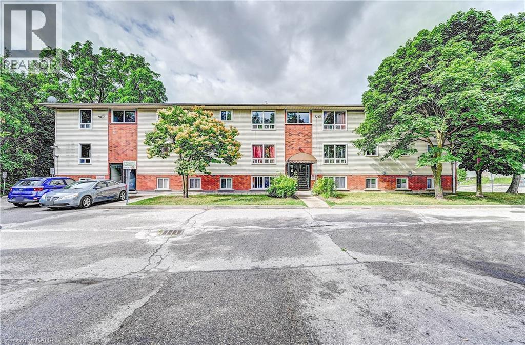 119 CEDAR Street S UnitNo. 15, Kitchener