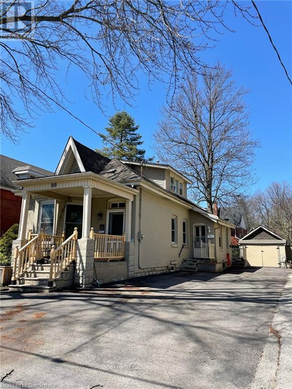 80 BYRON Avenue E, London