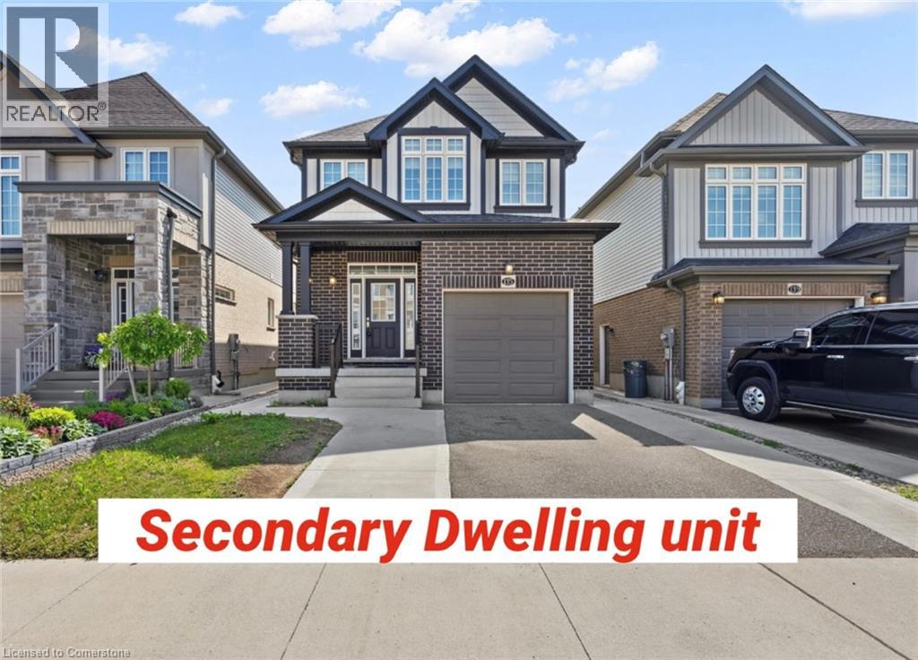135 IAN ORMSTON Drive, Kitchener
