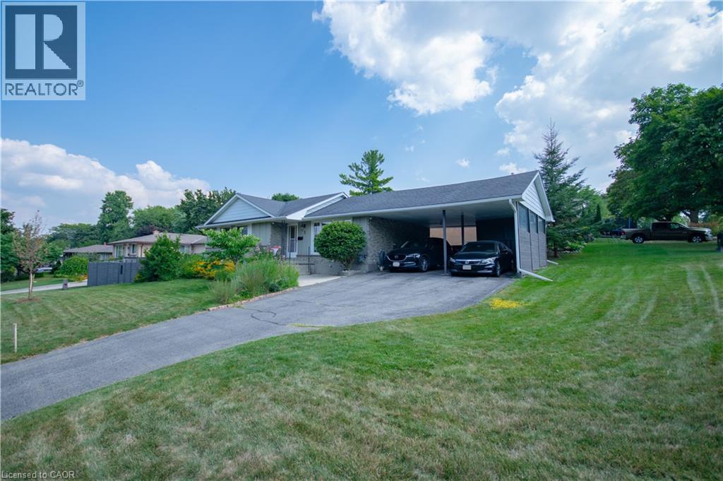 2 GRENADA Drive, Simcoe