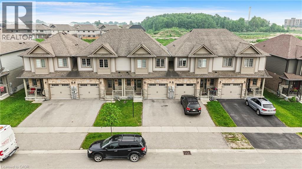 1426 CAEN Avenue, Woodstock