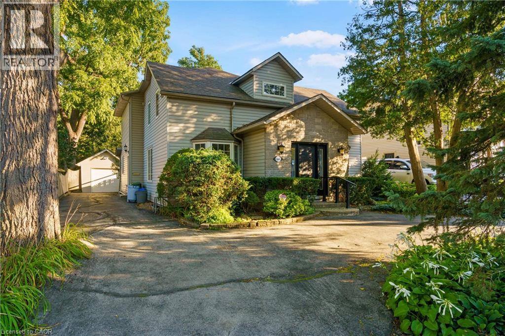 64 ACADEMY Street, Ancaster