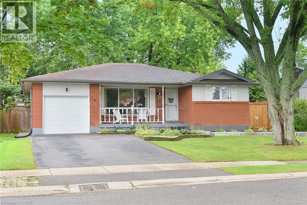 237 MAC CRAE Drive, Caledonia