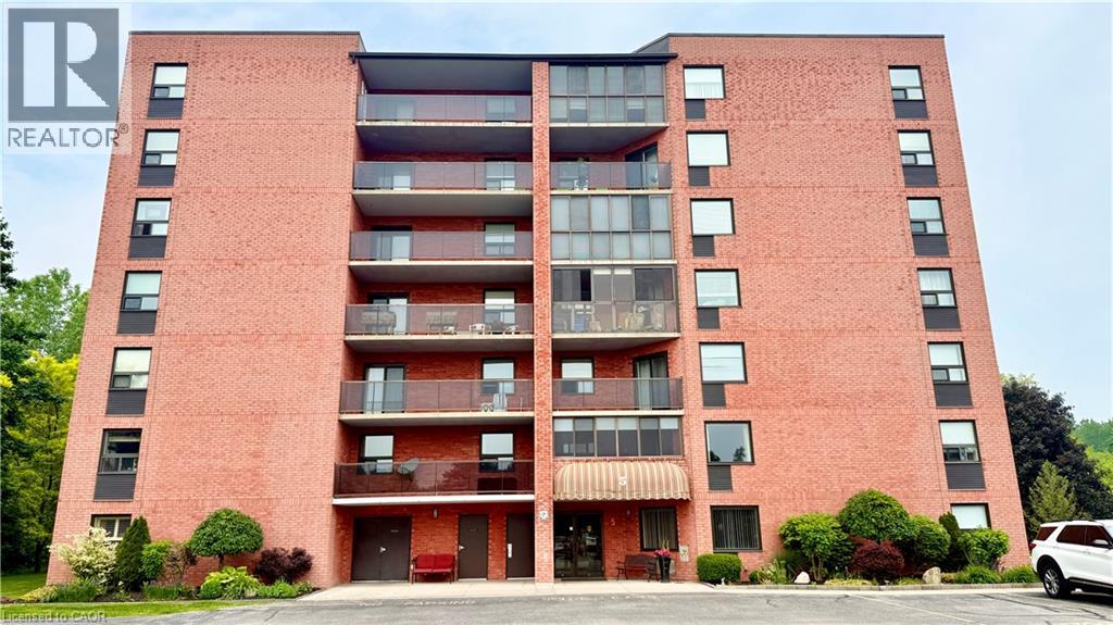 5 MILL POND Court UnitNo. 604, Simcoe