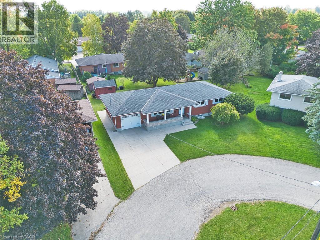5 TATHAM Place, Listowel