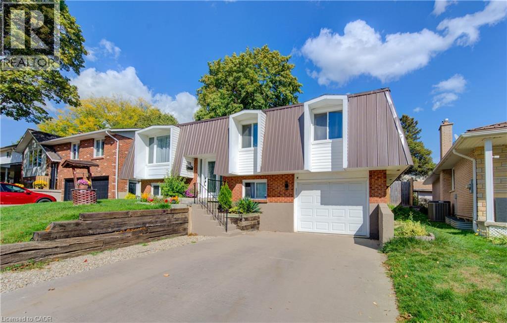 320 COUNTRY HILL Drive, Kitchener
