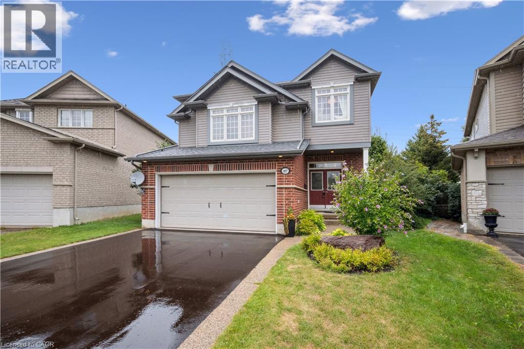 957 BANFFSHIRE Court, Kitchener