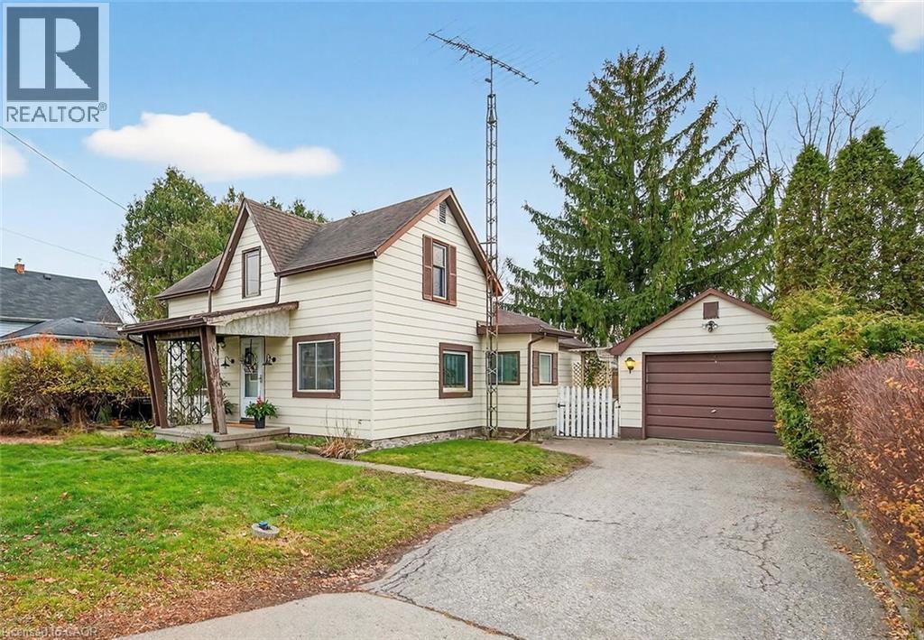 17 ONEIDA Street, Hagersville