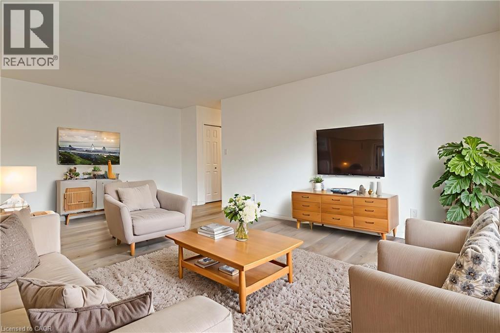 283 FAIRWAY Road N UnitNo. 405, Kitchener