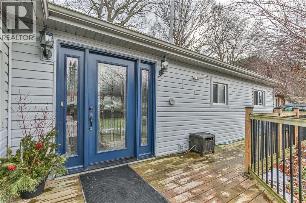 7 BEE Street, St. Williams