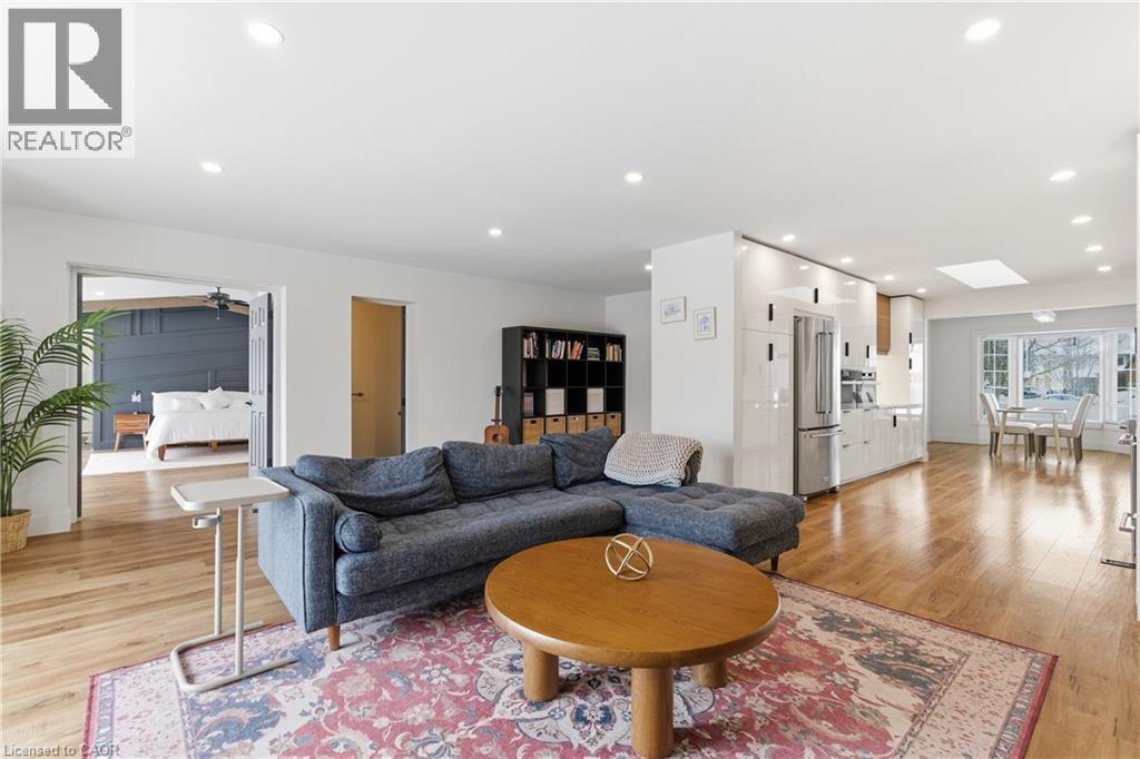 88 OLD FOREST Crescent, Kitchener