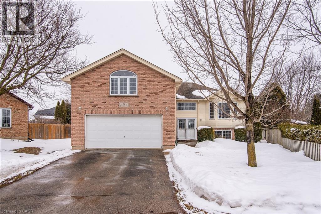 8 BERDUX Place, Wellesley