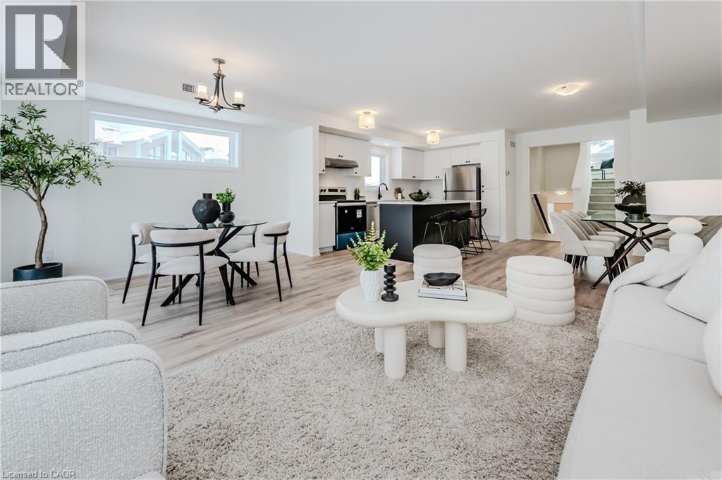 15 STAUFFER WOODS Trail UnitNo. A4, Kitchener