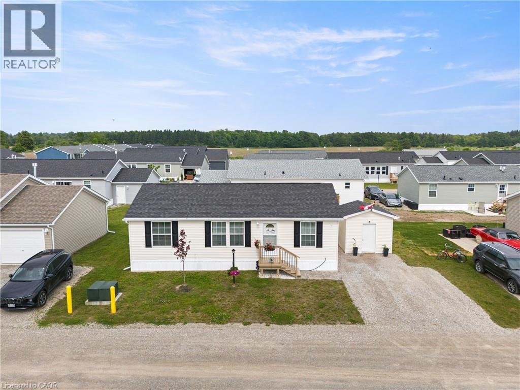 22 COPPER BEECH Drive, Nanticoke