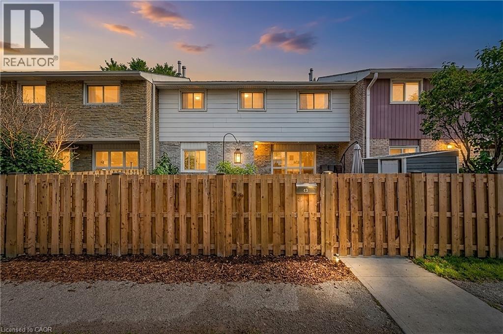 423 WESTWOOD Drive UnitNo. 43, Kitchener