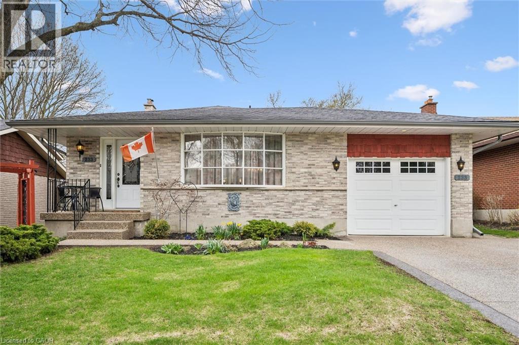 233 LAURENTIAN Drive, Kitchener