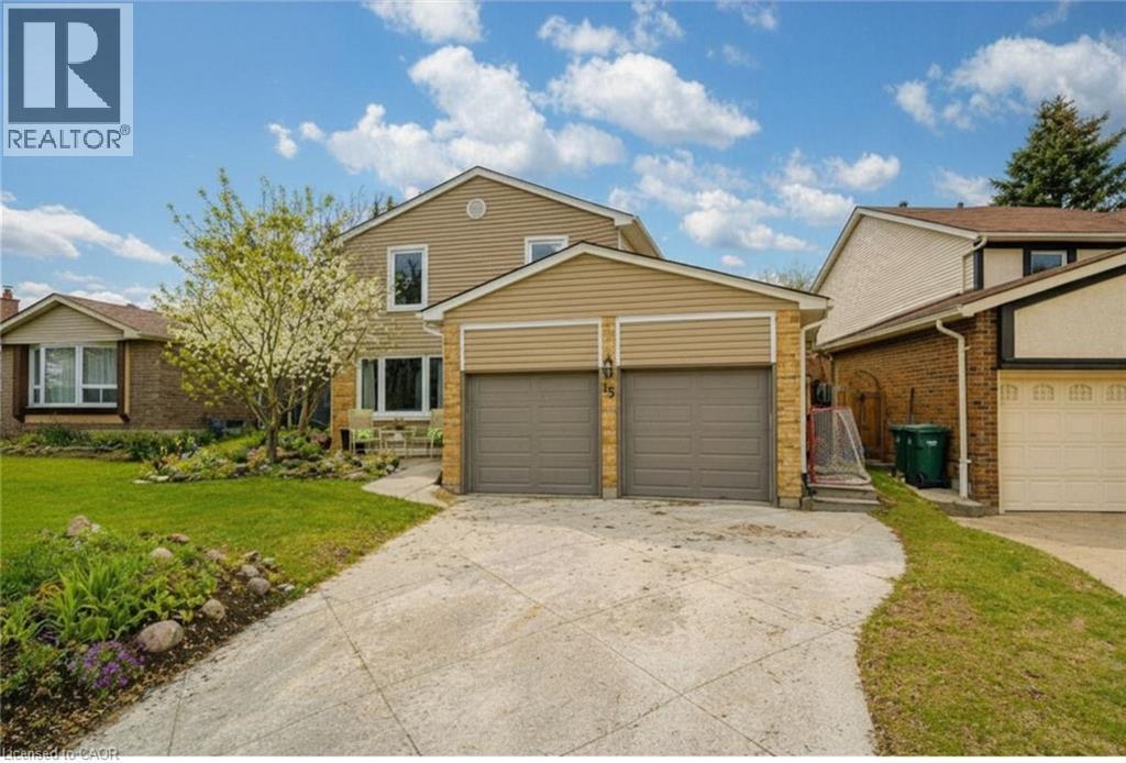 15 DEERWOOD Crescent, Kitchener