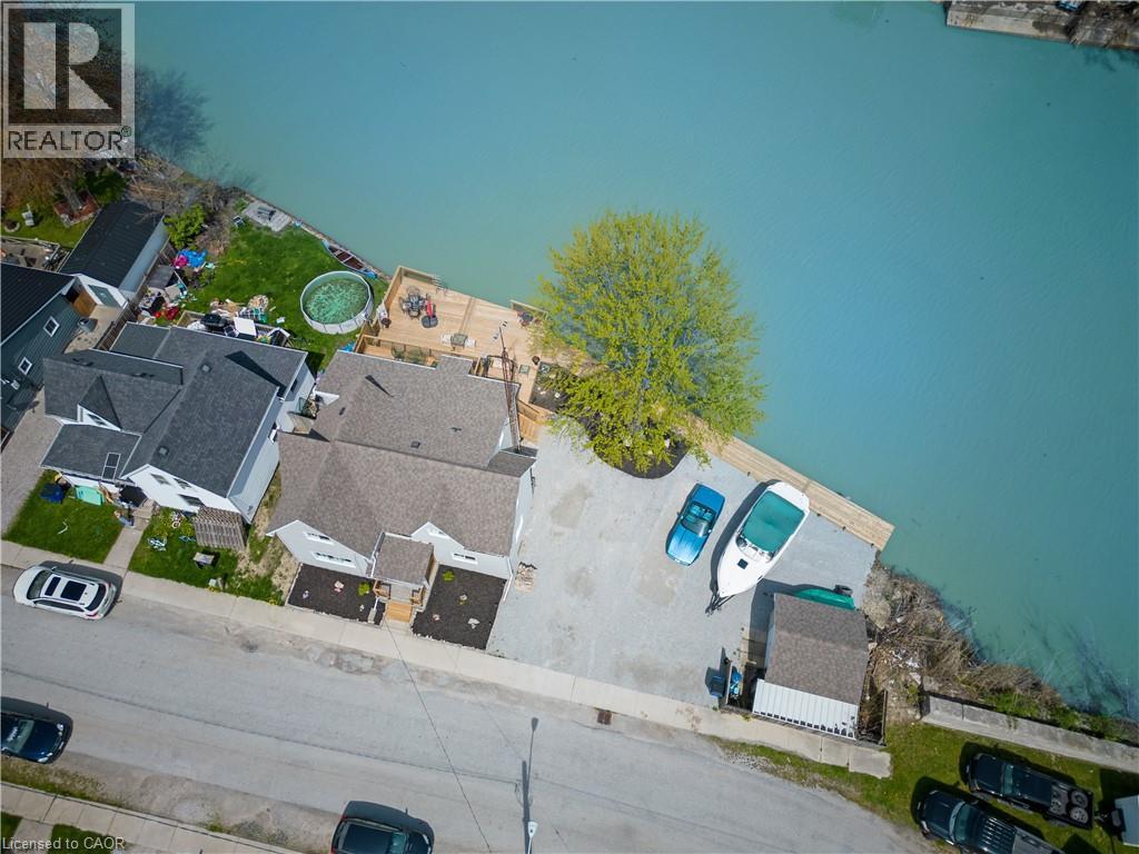 310 EMILY Street, Wallaceburg