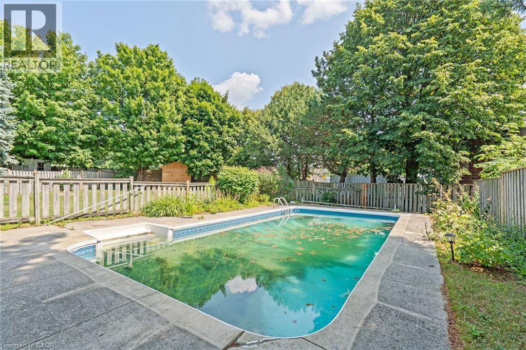 276 BLUE FOREST Place, London