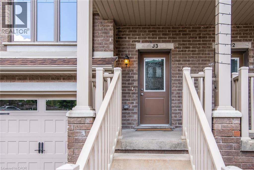 70 WILLOWRUN Drive UnitNo. J-3, Kitchener