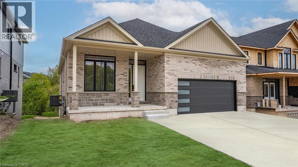 255 LADYSLIPPER Drive, Waterloo