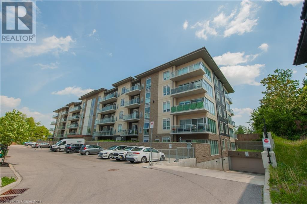 16 MARKLE Crescent UnitNo. 209, Ancaster