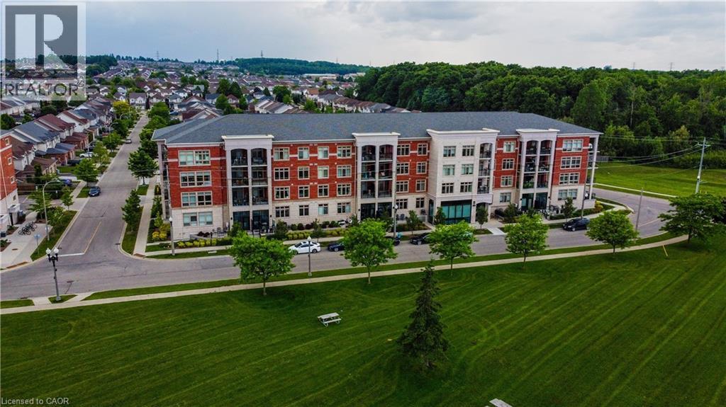 195 COMMONWEALTH Street UnitNo. 213, Kitchener