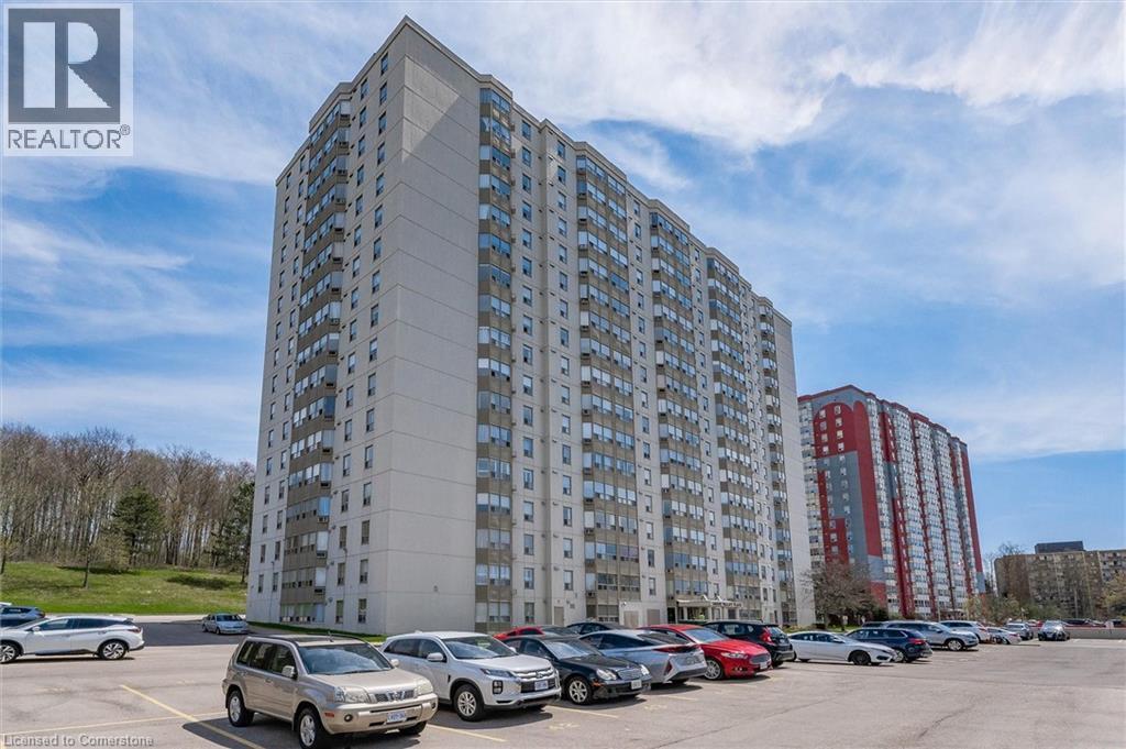 35 GREEN VALLEY Drive UnitNo. 402, Kitchener