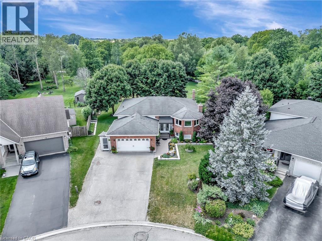 120 FENNEL Street, Plattsville