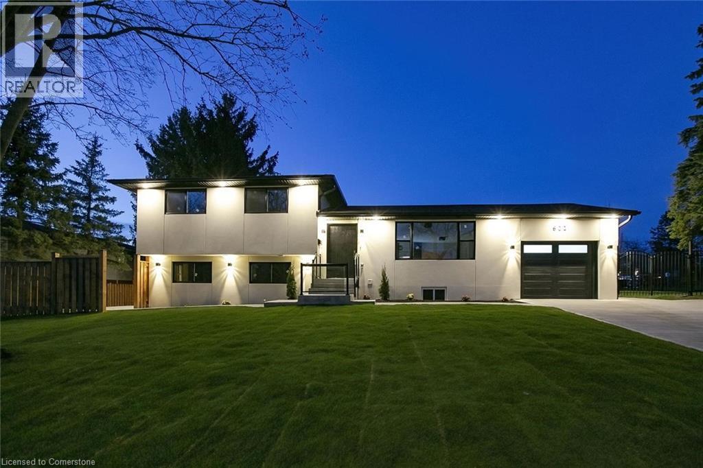 633 GREEN MEADOW Crescent, Waterloo