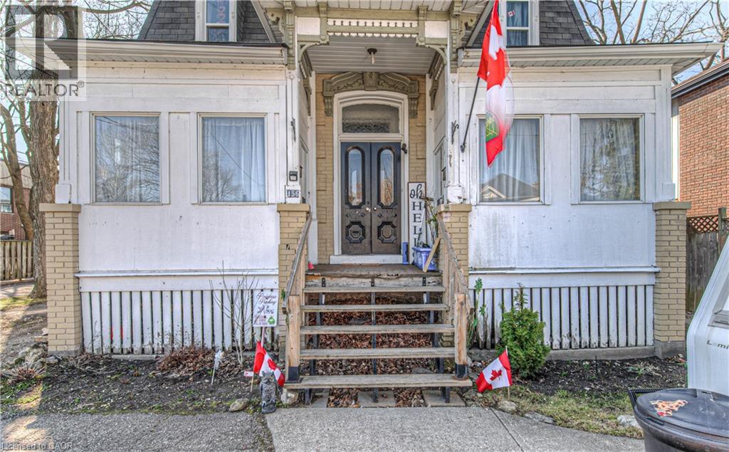 156 GRAND Avenue S, Cambridge
