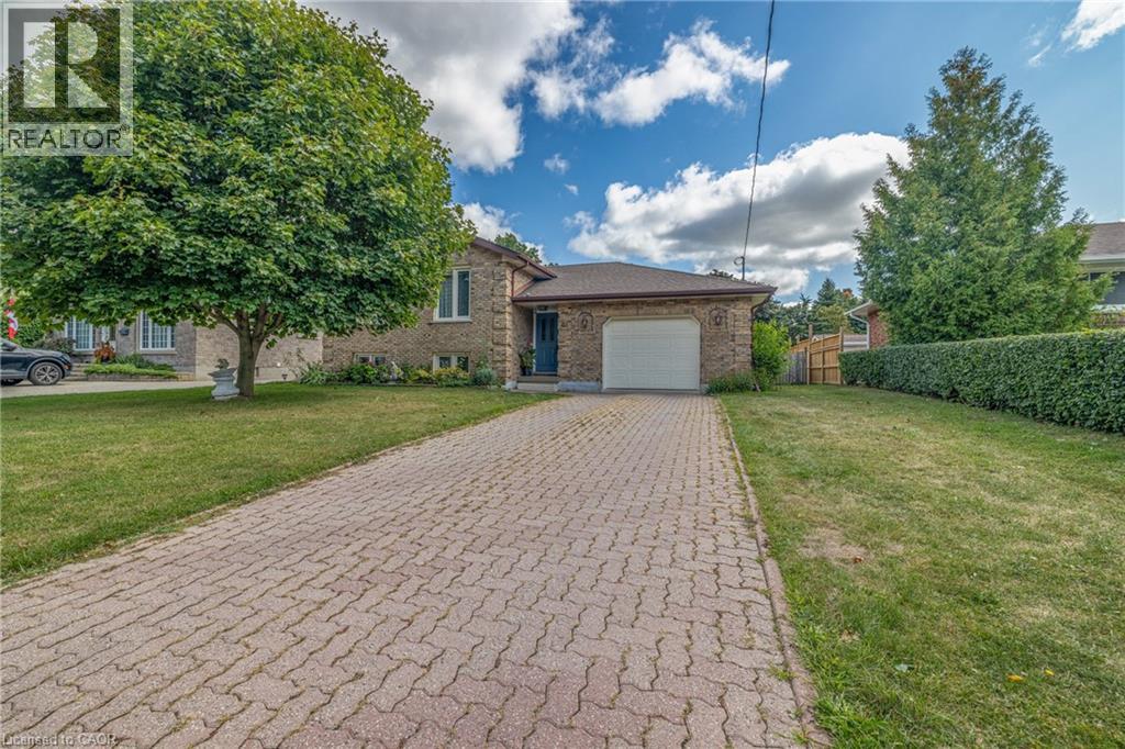 81 BEE Street, Woodstock