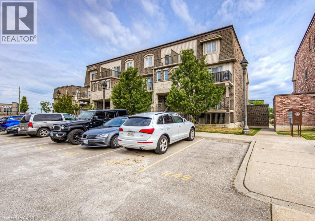 240 RACHEL Crescent UnitNo. F, Kitchener