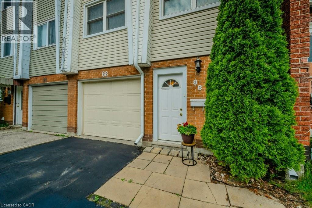 88 CHARLES BEST Place, Kitchener